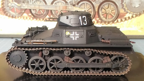 �R���m�^�]��L