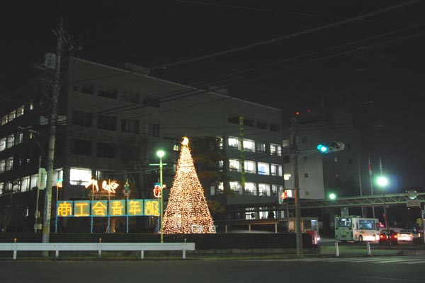 CATV��100�{�y���ށ@�P�[�u���e���r���p�p�I