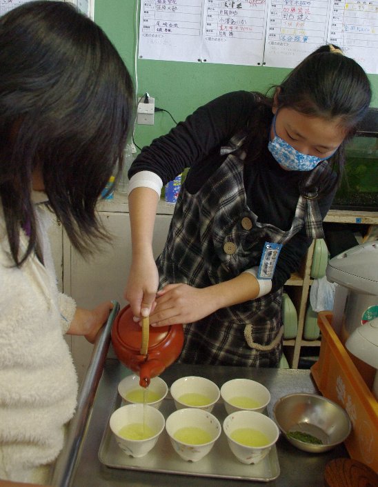 �e�l�`���b�s�[ �c�i����