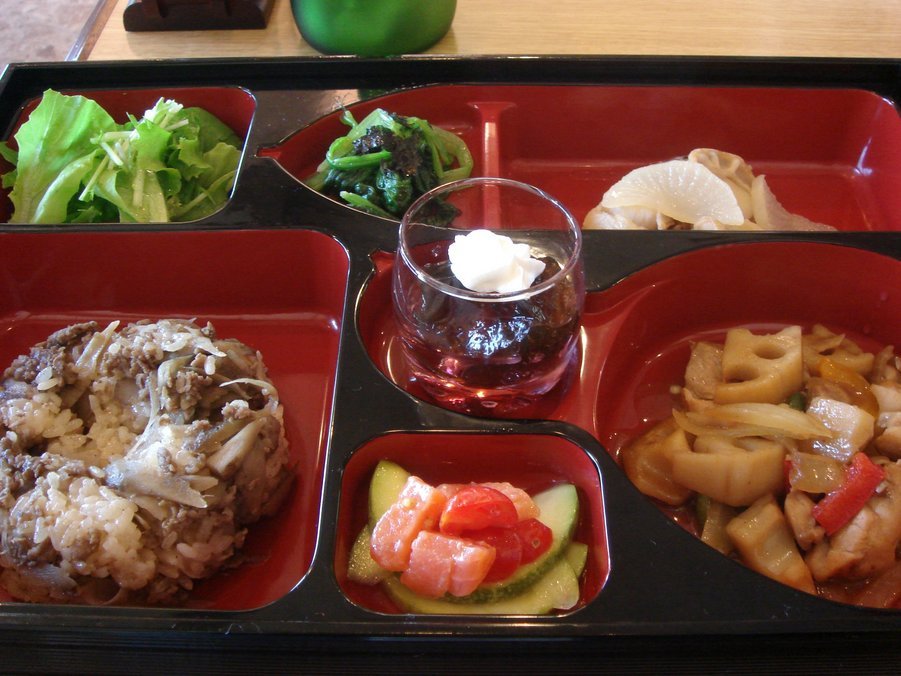 �e�l�`���b�s�[ �c�i����