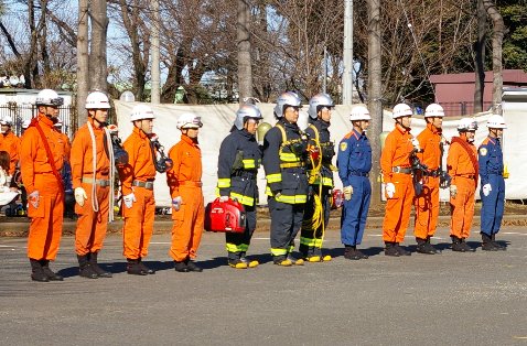 �e�l�`���b�s�[ �c�i����