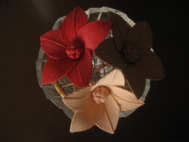 ���ƒ�̉ԂƎČ��E��