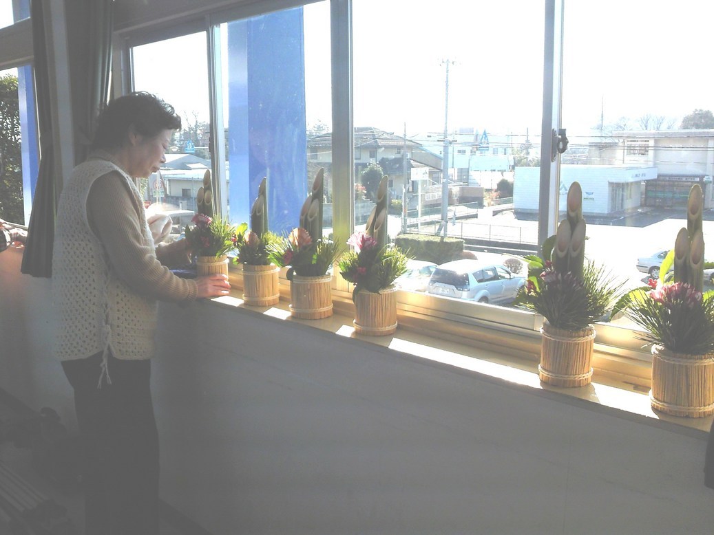 ���������R����