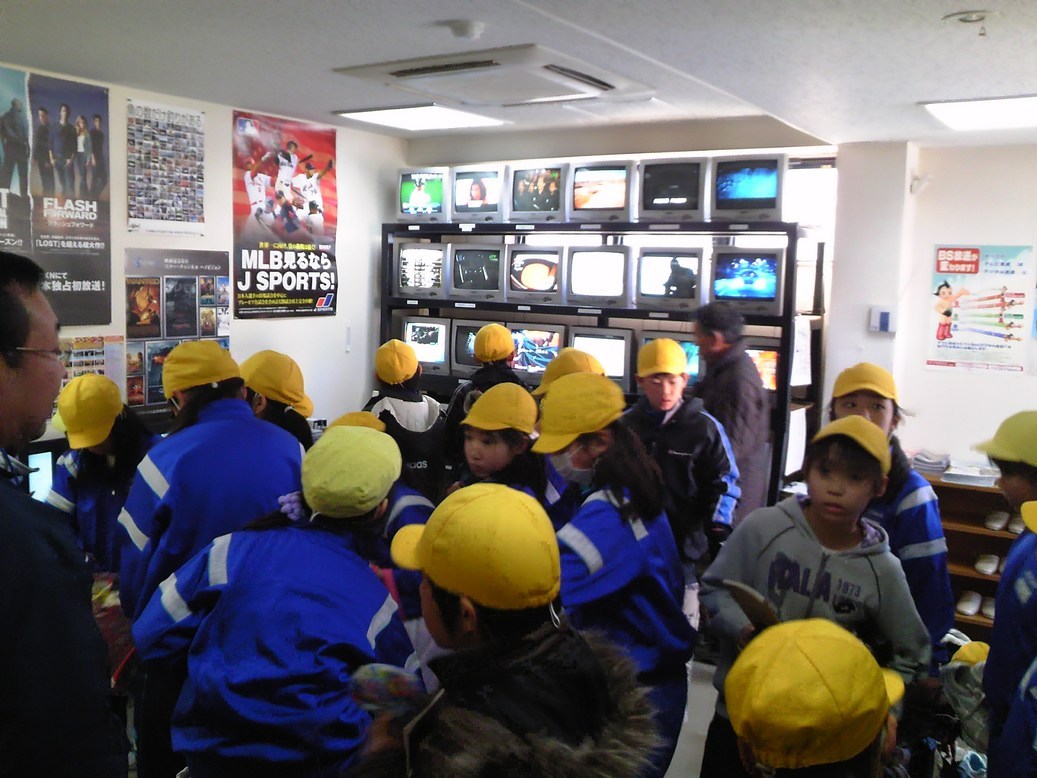 ���������R����