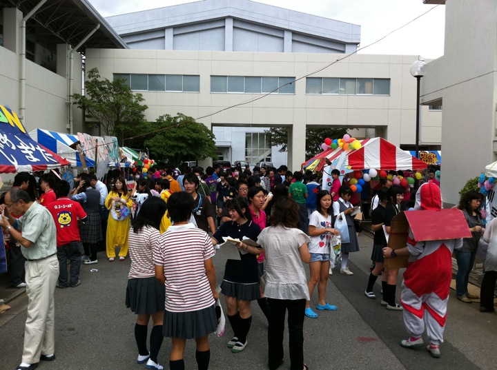 ���������R����