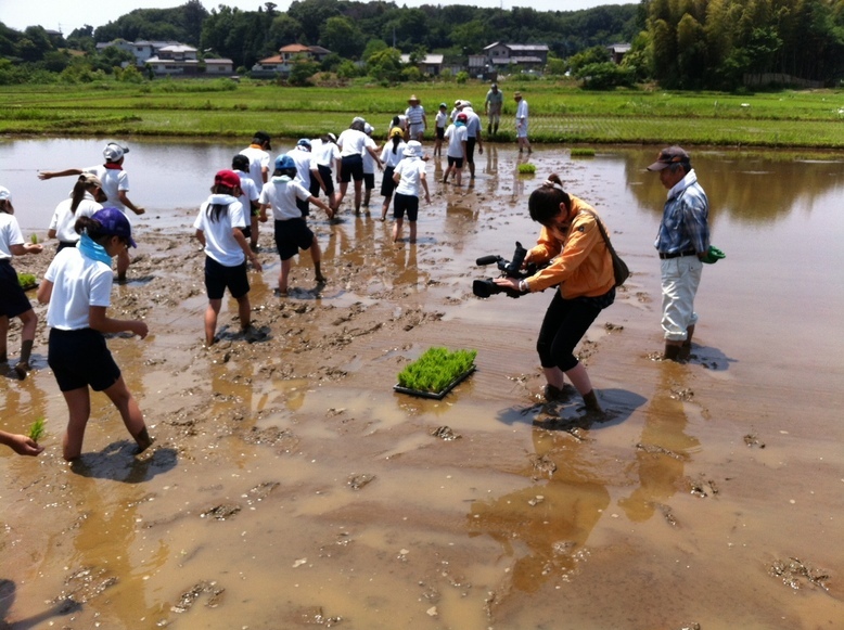 ���������R����