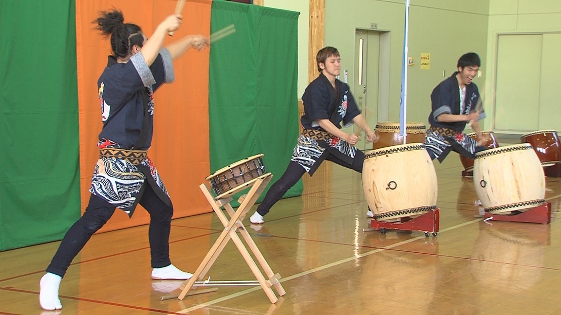 ���������R����