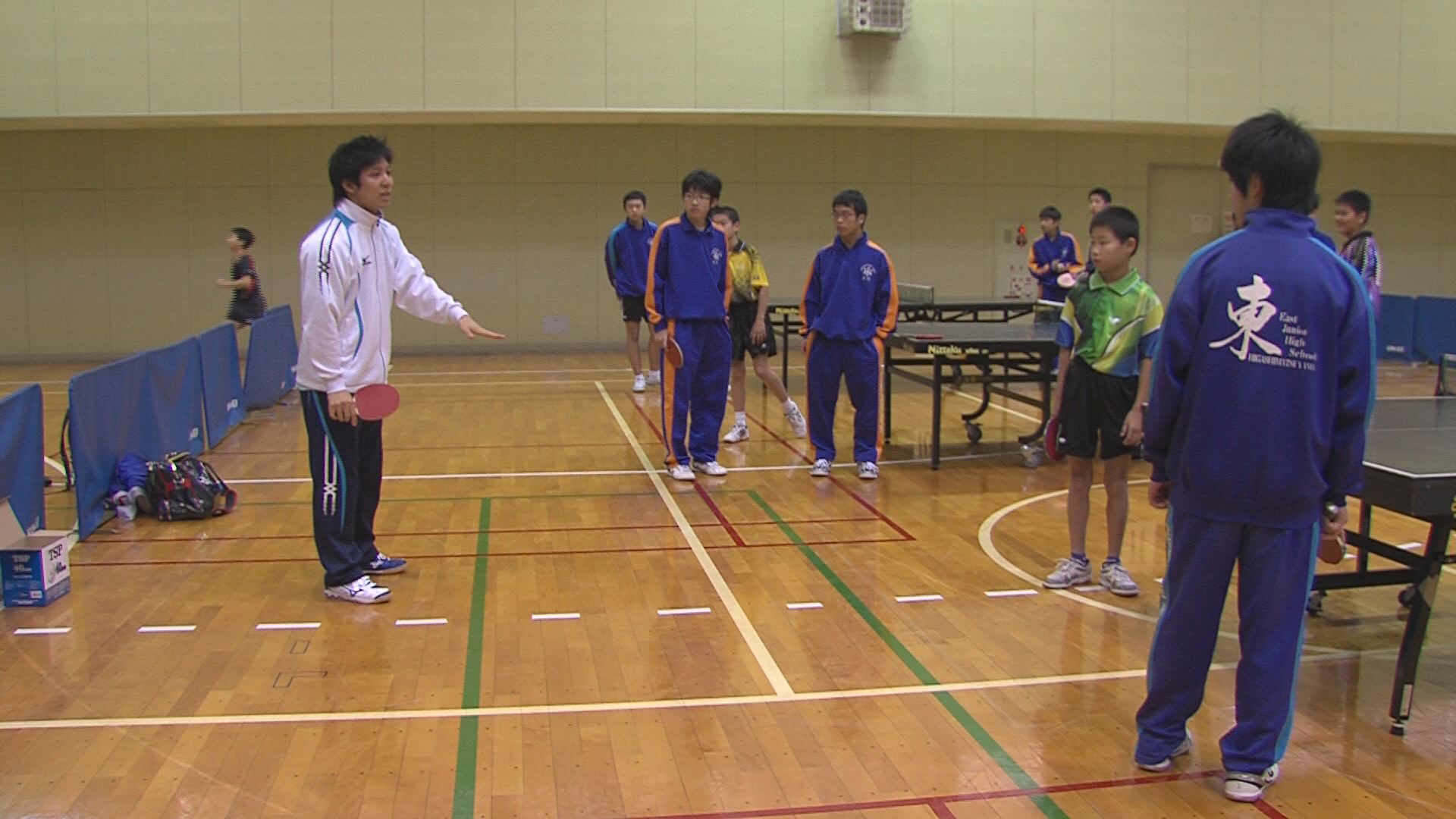 ���������R����