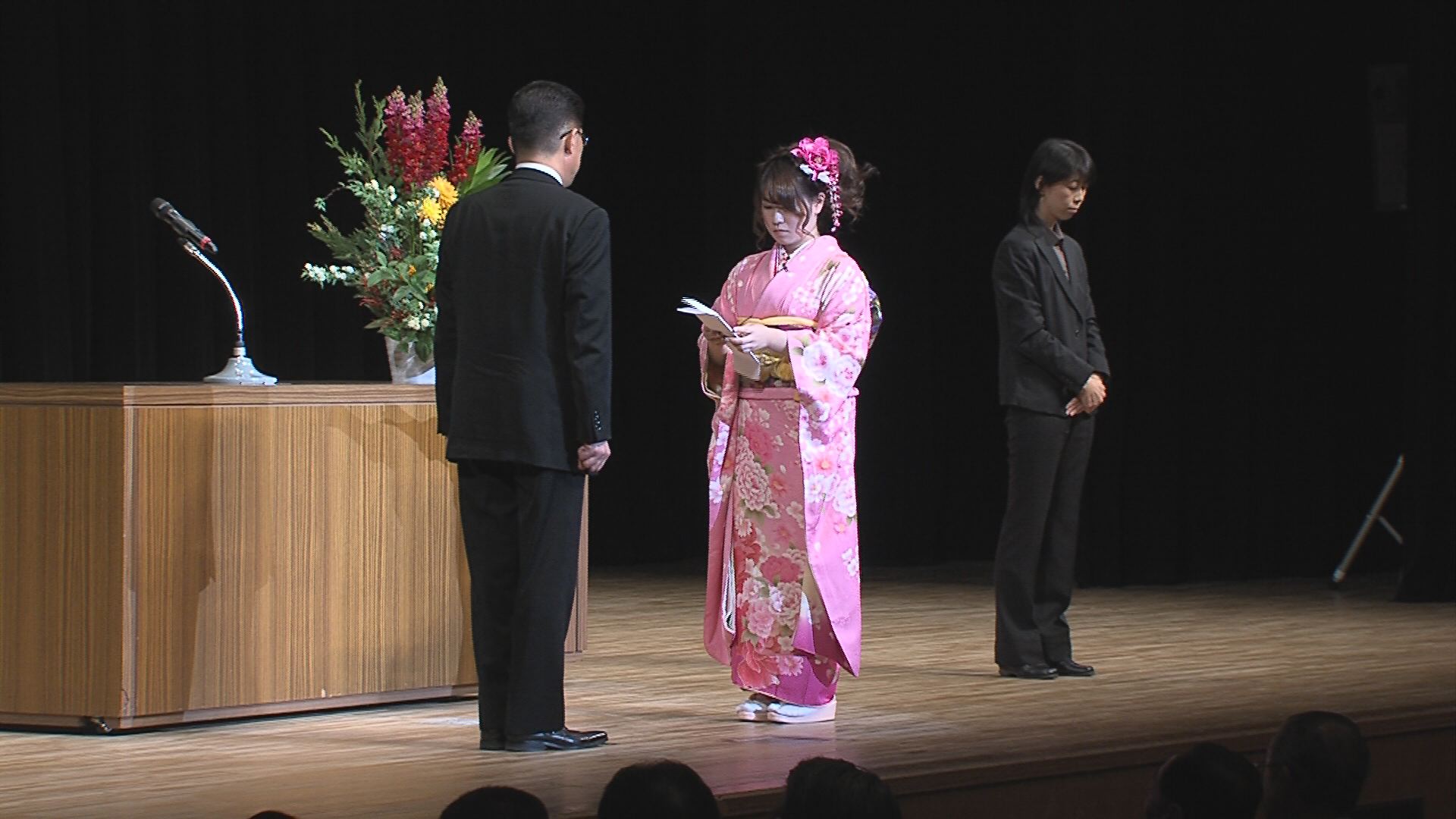 ���������R����