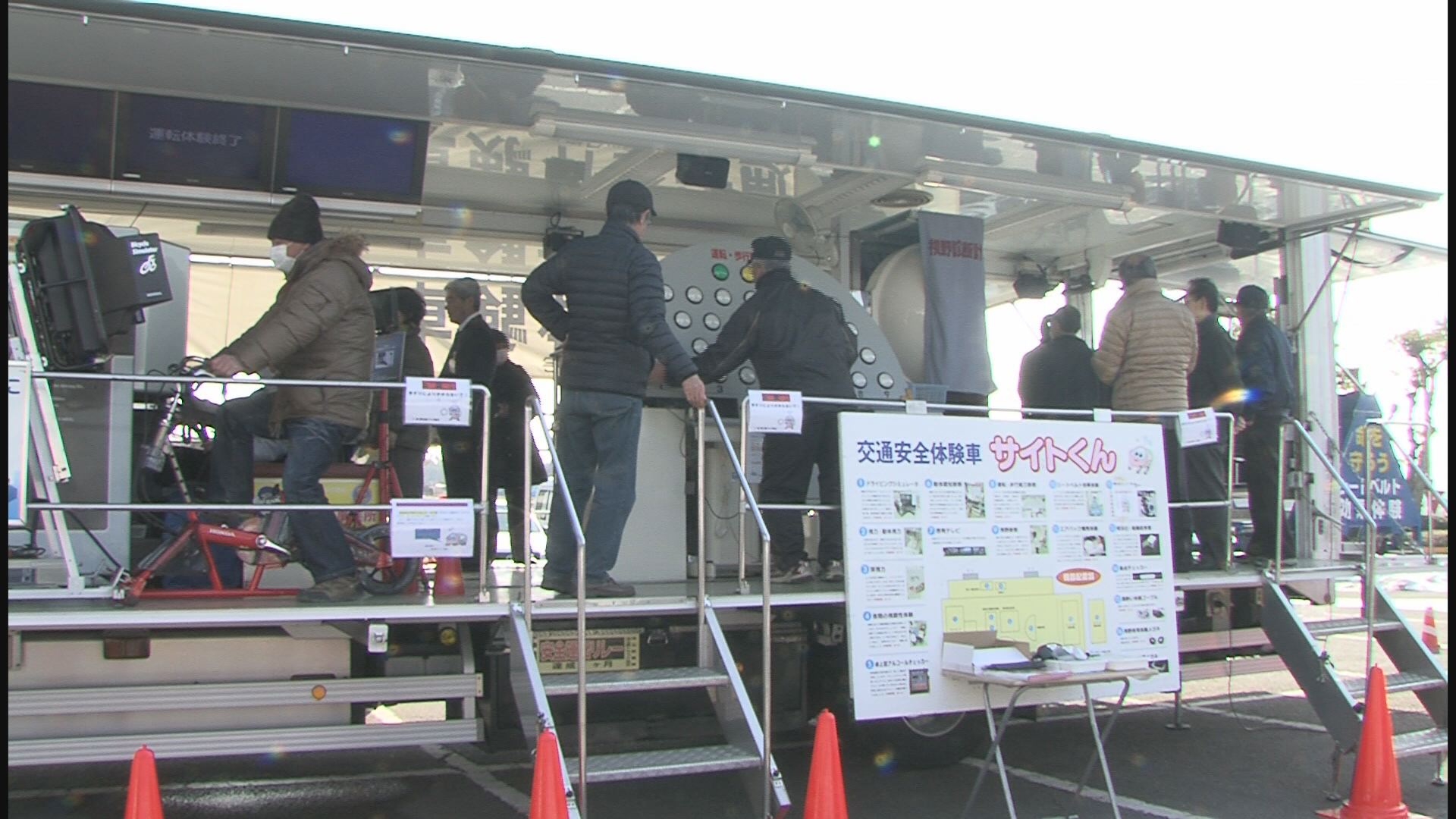 ���������R����