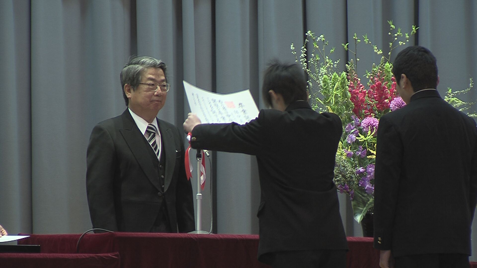 ���������R����