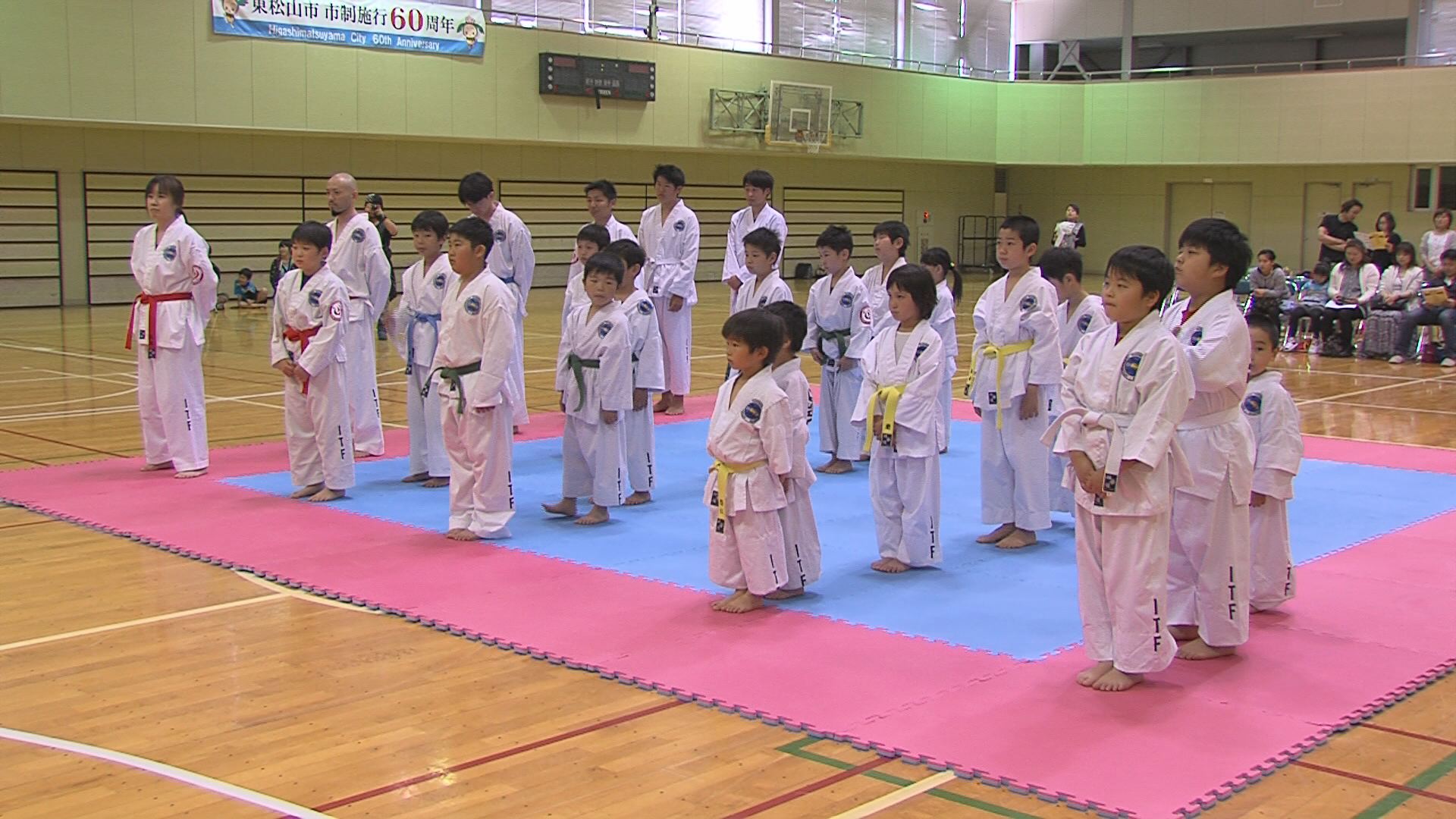 ���������R����