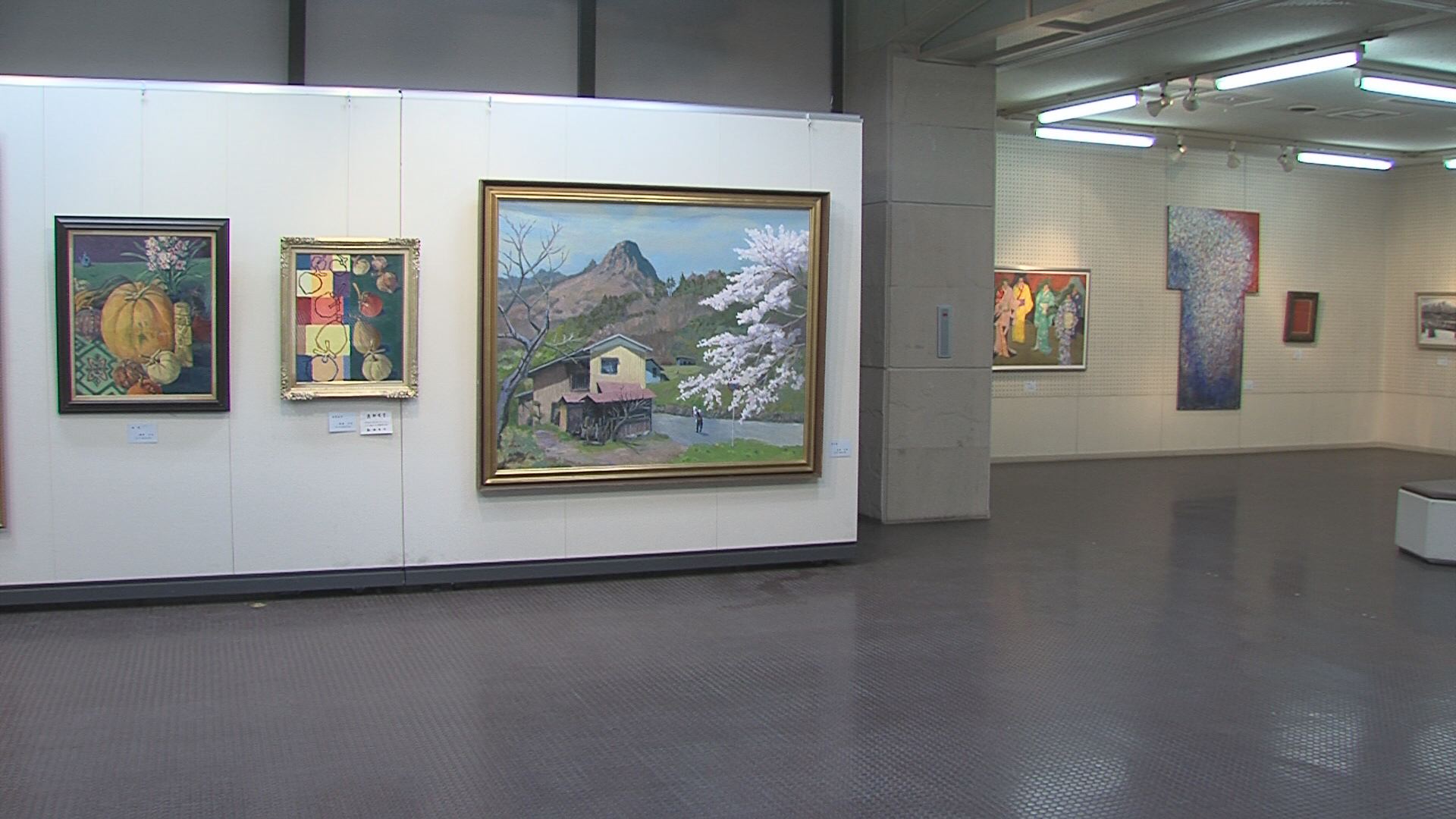 ���������R����