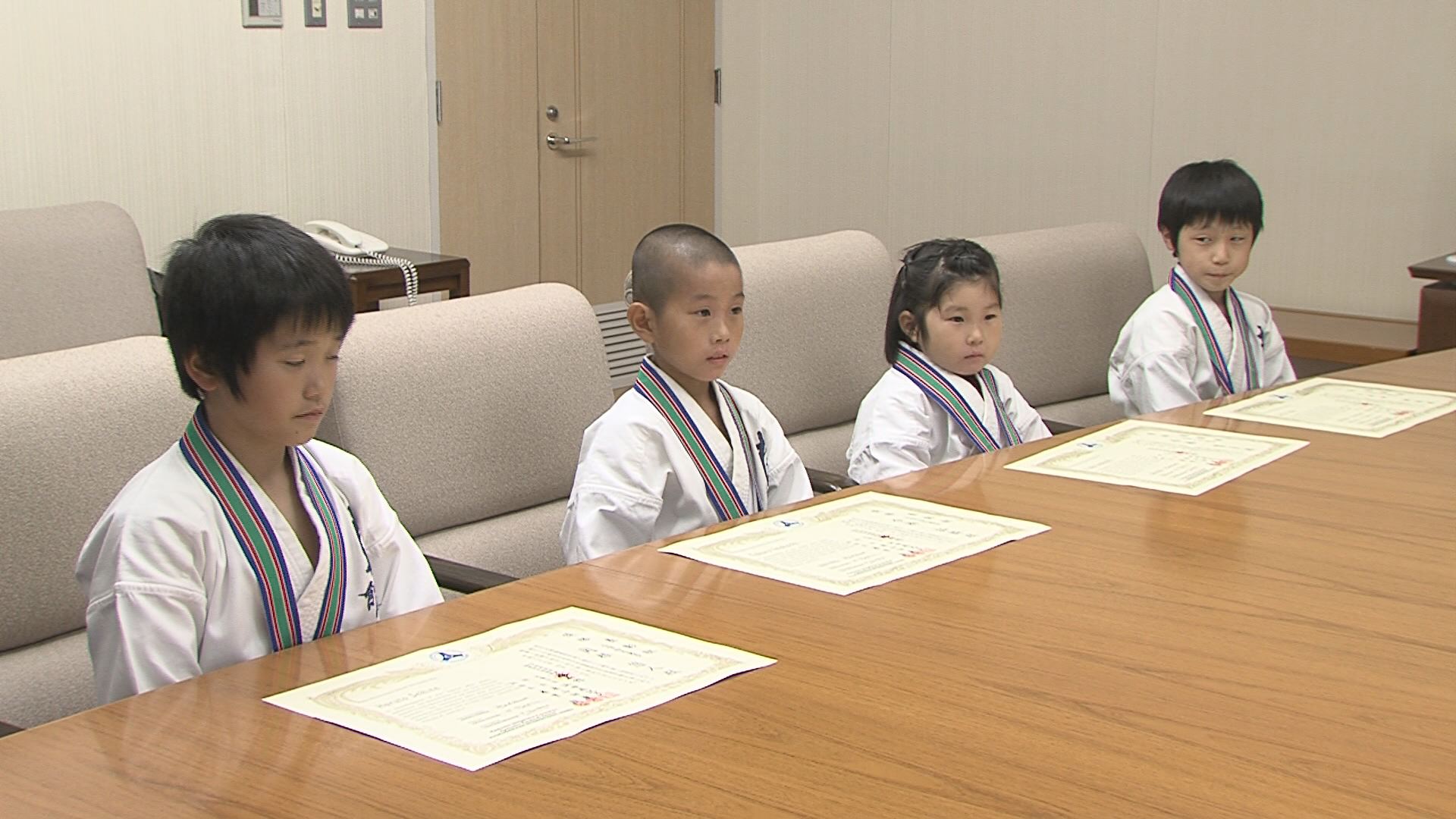 ���������R����