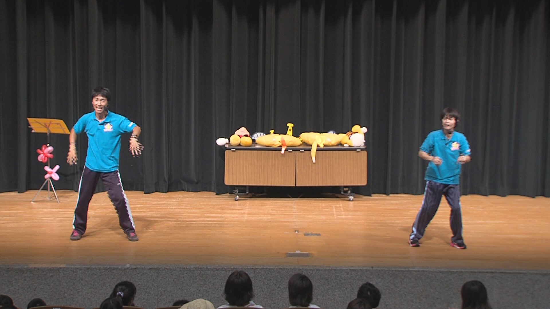 ���������R����