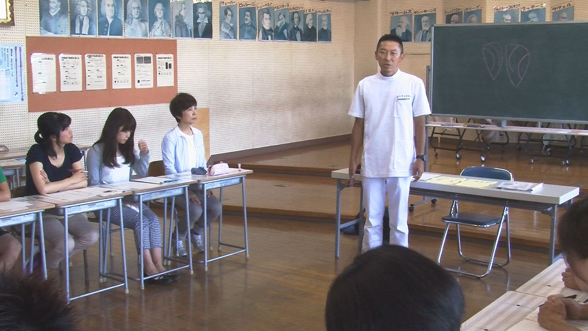 ���������R����