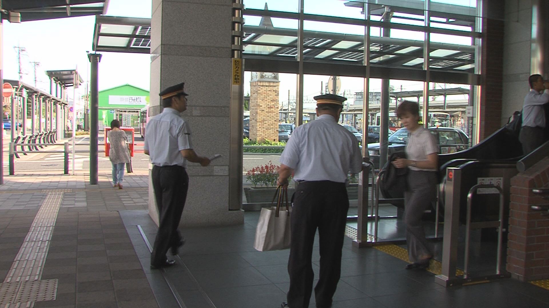 ���������R����