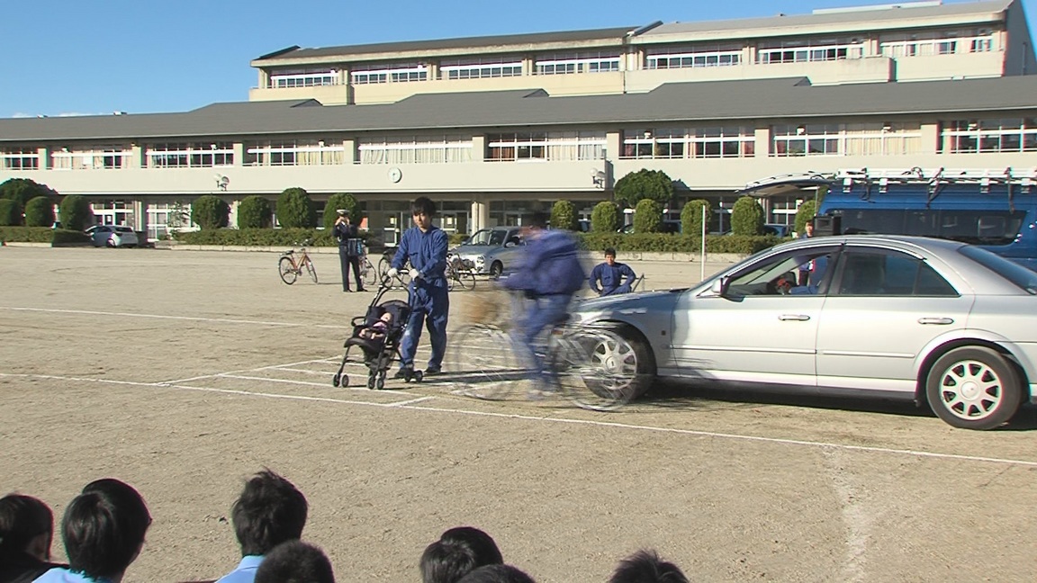 ���������R����