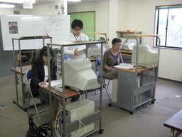 ���������R����