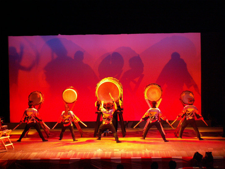 ���B�����q���ہ����灕�A�C�����r�[�Y�t�����[