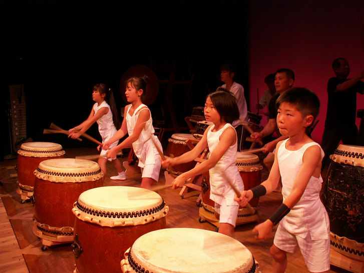 ���B�����q���ہ����灕�A�C�����r�[�Y�t�����[