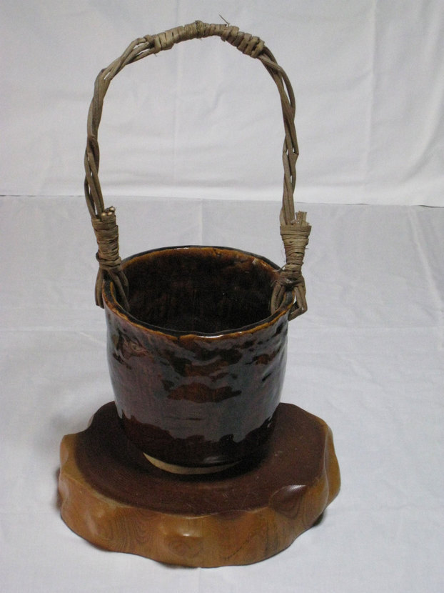 ���B�����q���ہ����灕�A�C�����r�[�Y�t�����[