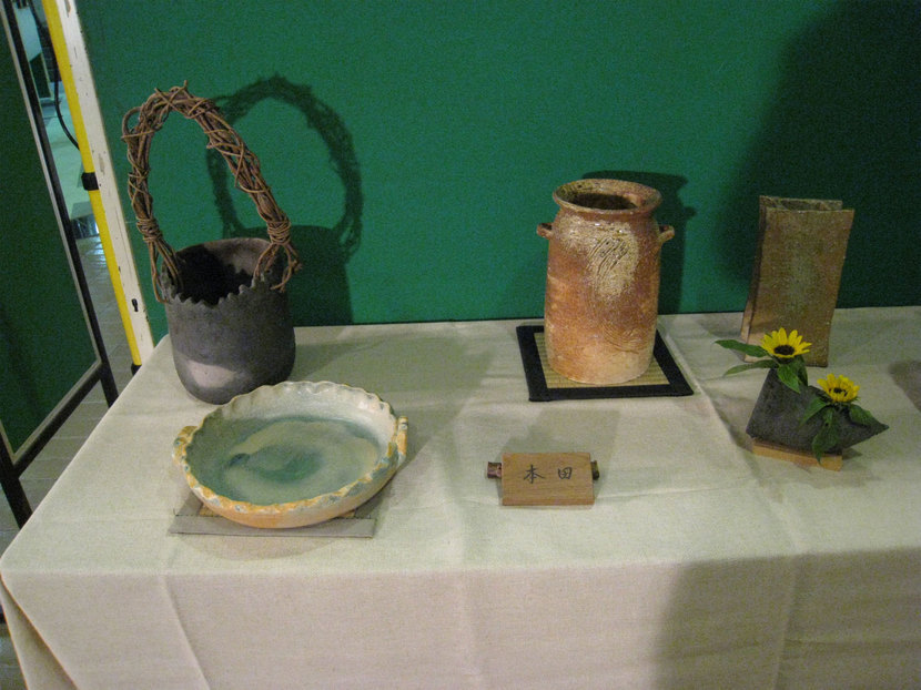 ���B�����q���ہ����灕�A�C�����r�[�Y�t�����[