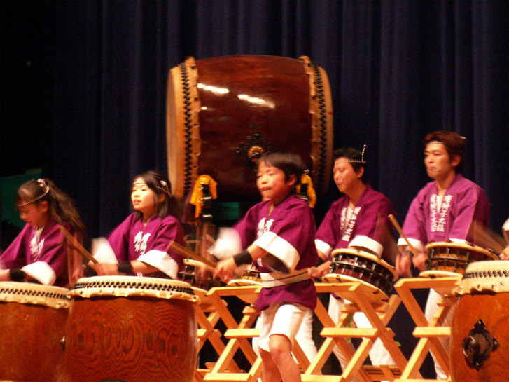 ���B�����q���ہ����灕�A�C�����r�[�Y�t�����[