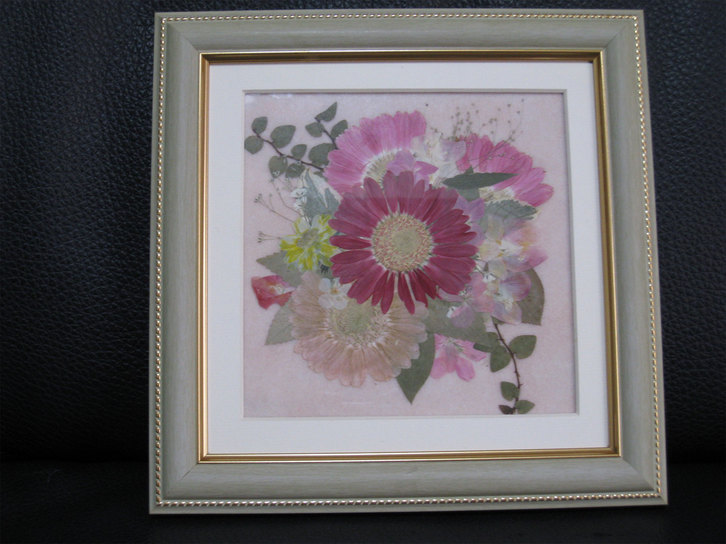 ���B�����q���ہ����灕�A�C�����r�[�Y�t�����[