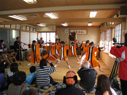 ���B�����q���ہ����灕�A�C�����r�[�Y�t�����[