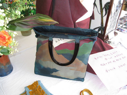 ���B�����q���ہ����灕�A�C�����r�[�Y�t�����[