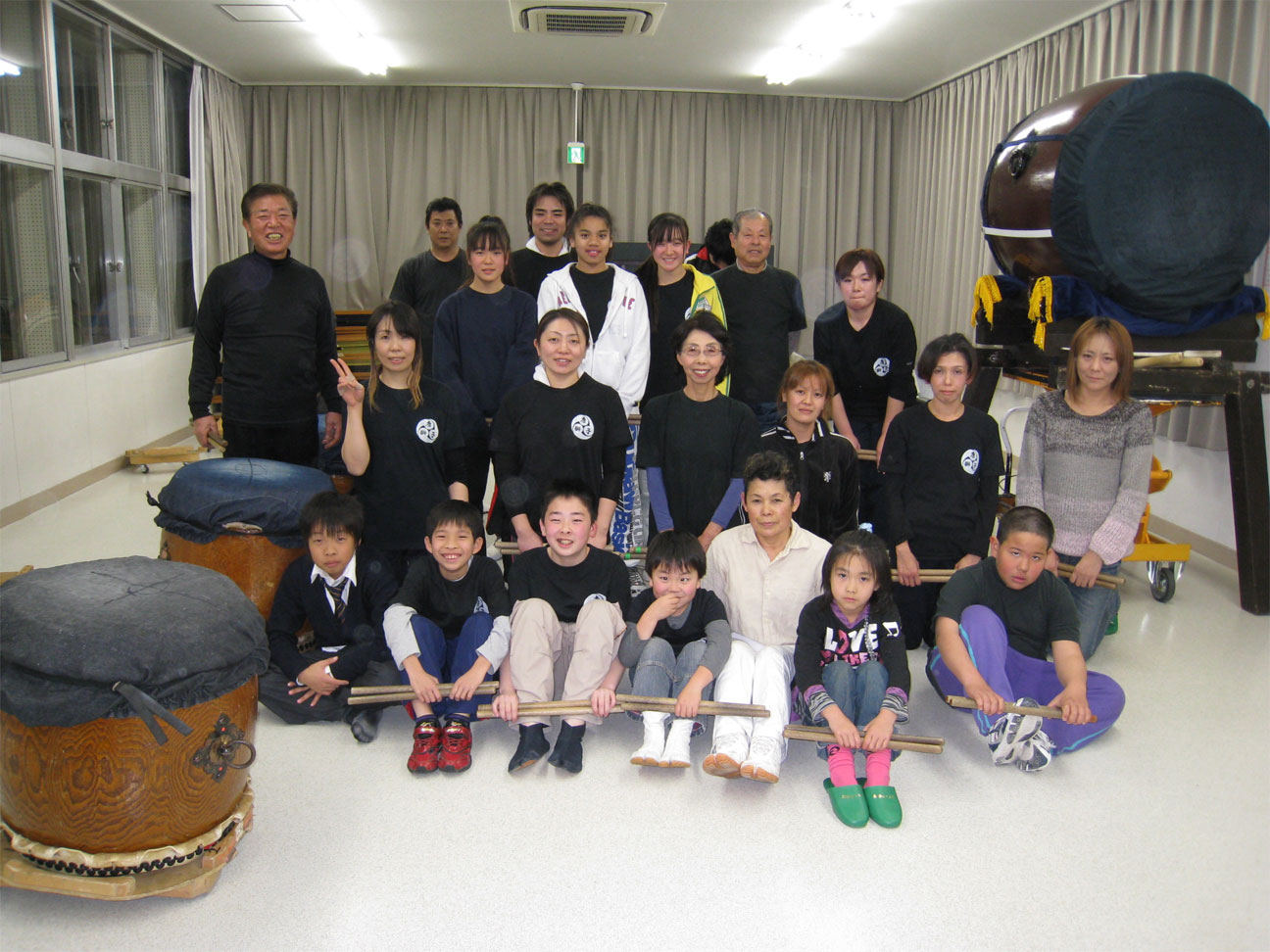 ���B�����q���ہ����灕�A�C�����r�[�Y�t�����[