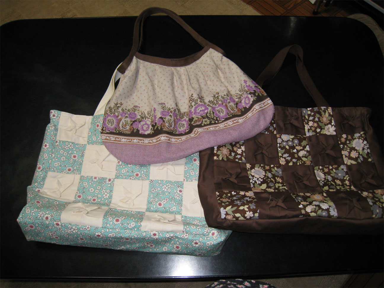 ���B�����q���ہ����灕�A�C�����r�[�Y�t�����[