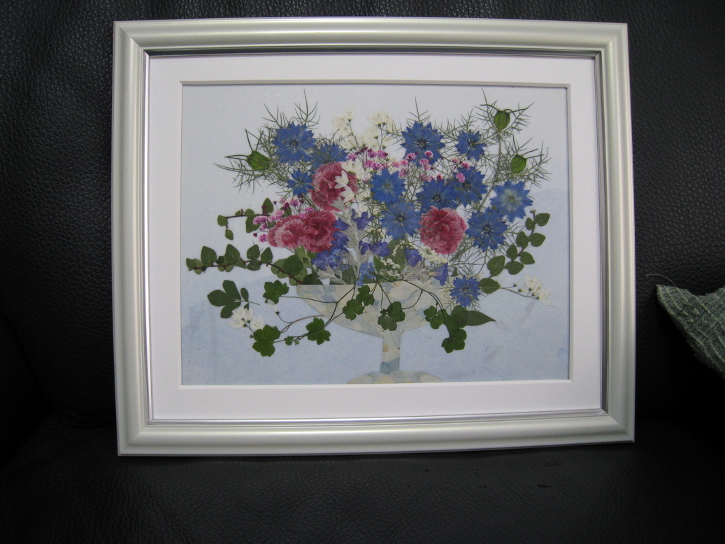 ���B�����q���ہ����灕�A�C�����r�[�Y�t�����[