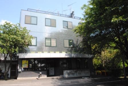 ���ԃP�[�u���e���r�@�΂̃J�[�e�����L