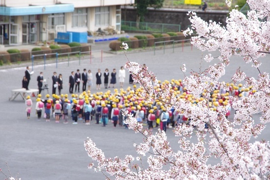 ����ǂ��䂭 In ����܂R