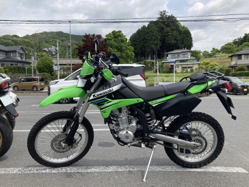 XR002