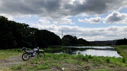 XR002