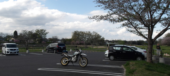 XR002