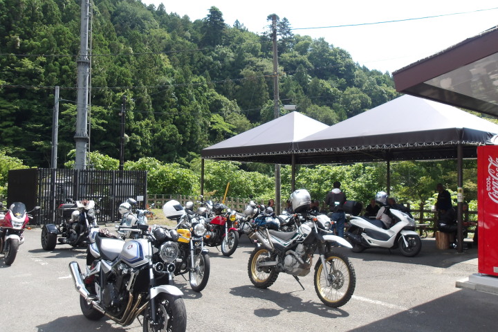 XR002