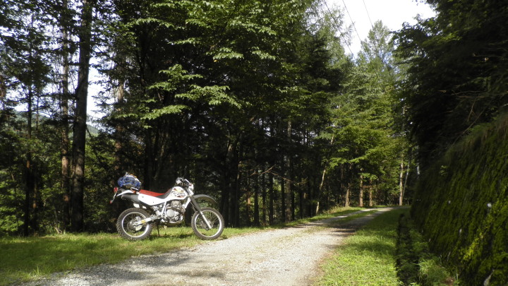 XR002