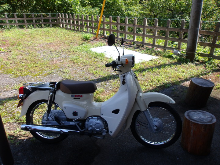 XR002