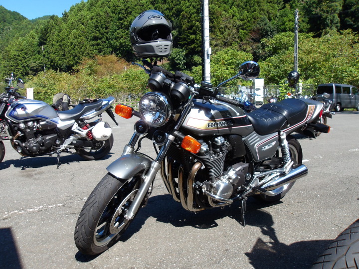 XR002