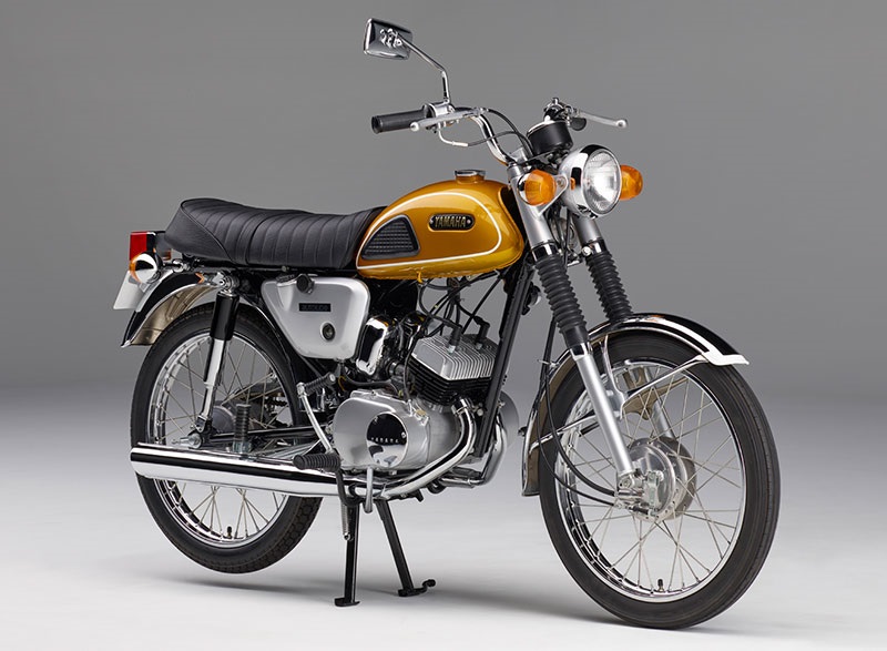 XR002